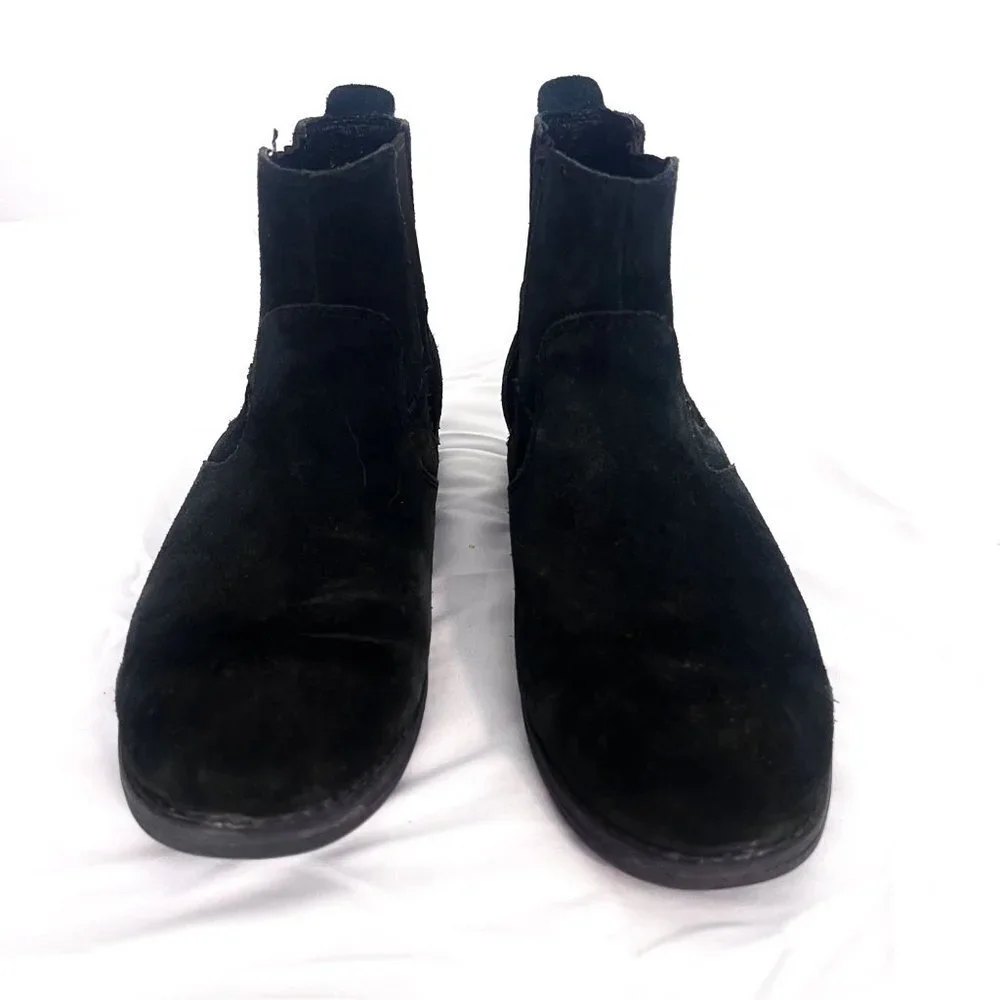 UGG Clyne Slip On Boot Black Suede Size EU 42 men's 9 women's 11